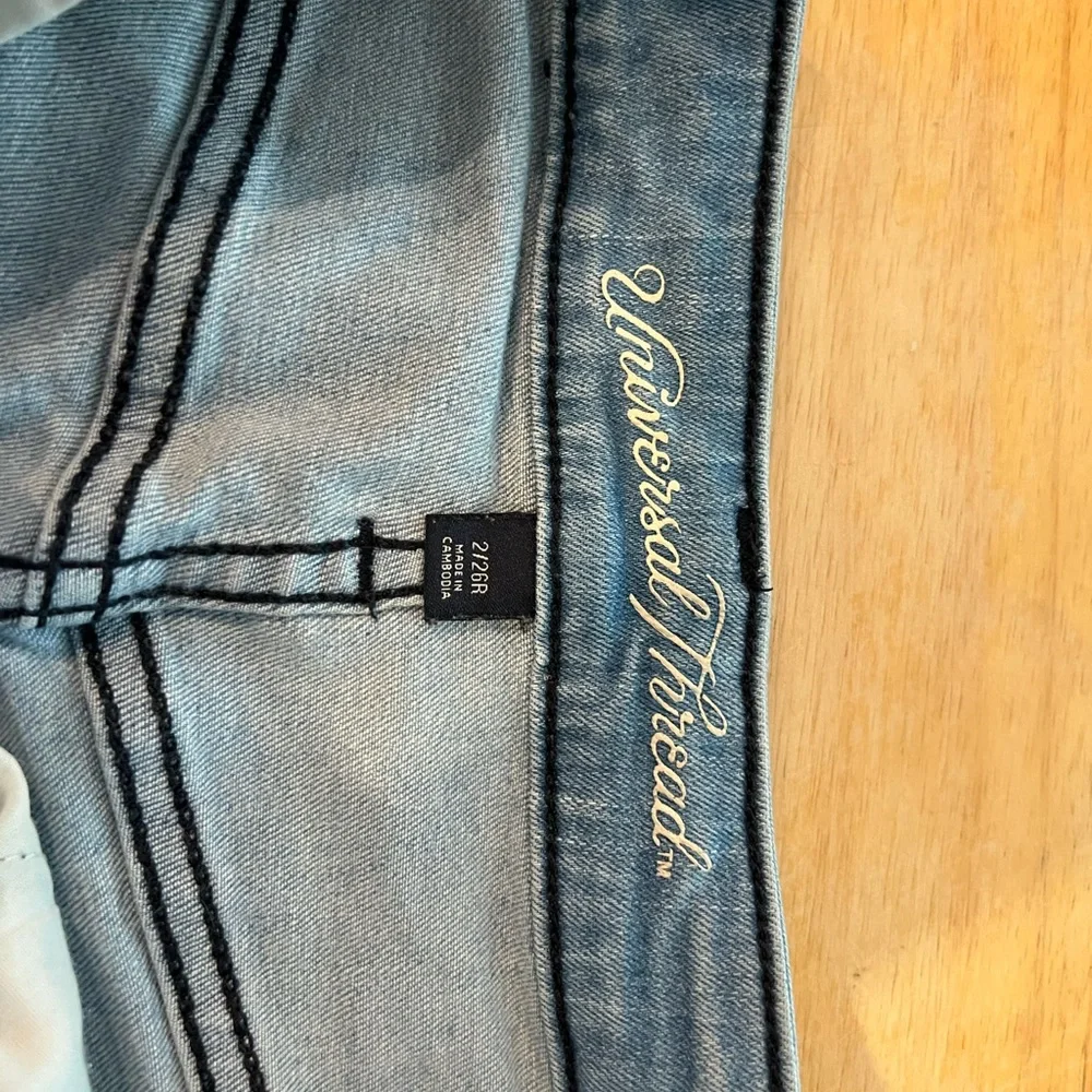Boho Universal Thread Jeans - Picture 9 of 11